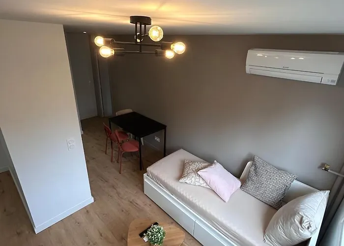 Le Cardinal Апартаменты